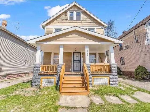 House for sale in Cleveland House for sale in Cleveland