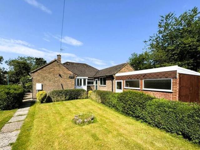 House for sale in Kedleston, East Midlands