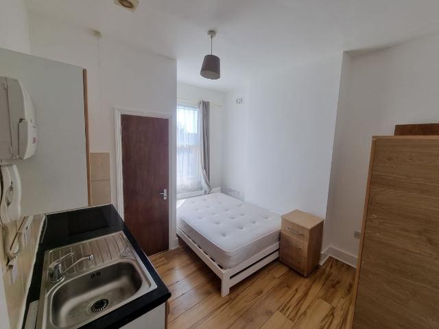 Studio for rent in Greater London