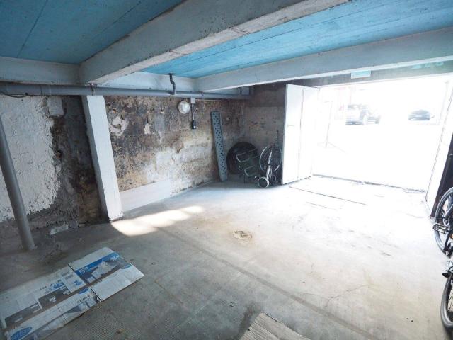 Garage vente à Nantes, Barbin