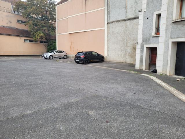 Garage location