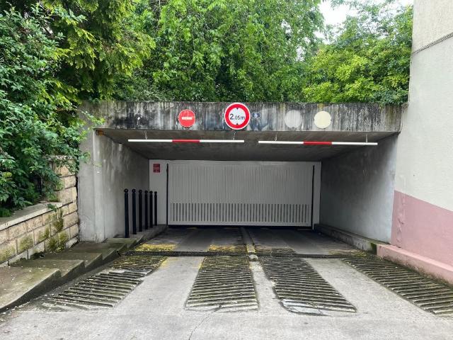 Garage vente à Saint-mandé