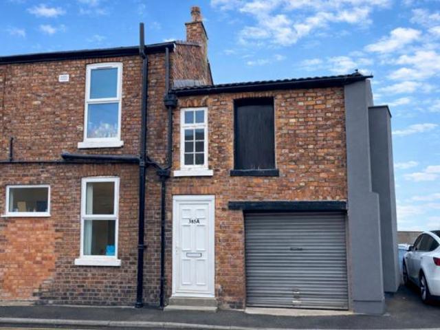 Property for rent in Timperley, Trafford Park