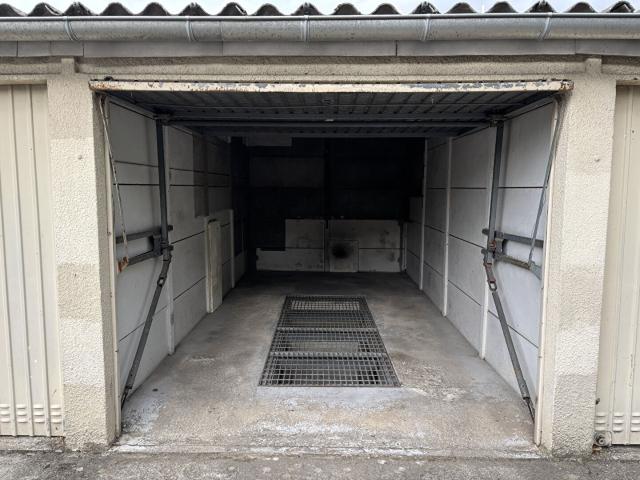 Garage vente à Nanterre, Rueil-malmaison
