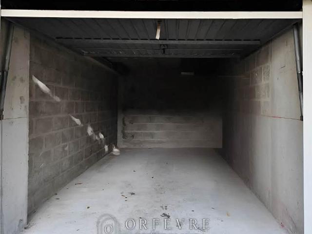 Garage vente à Montpellier, Castelnau-le-lez