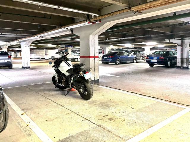 Garage vente à Nanterre, Courbevoie