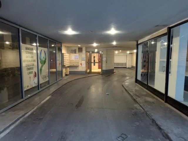 Garage vente à Bobigny, Les Lilas