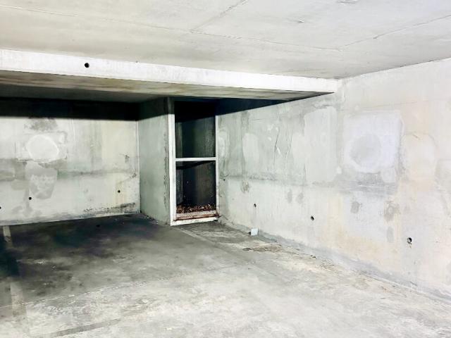 Garage vente à Thiais, Val-de-Marne
