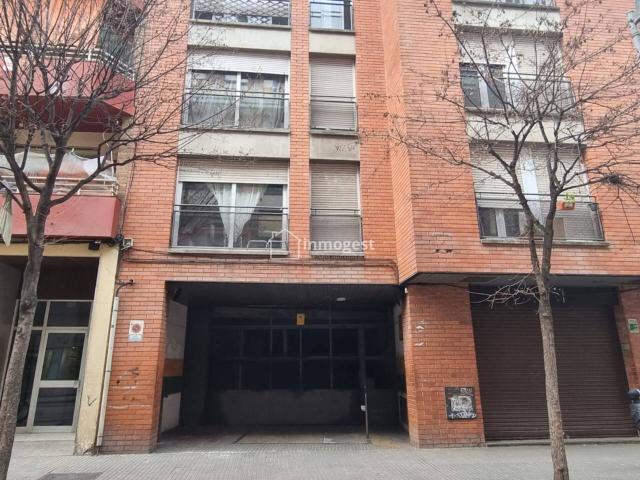 Garaje en venta en Salt, Girona