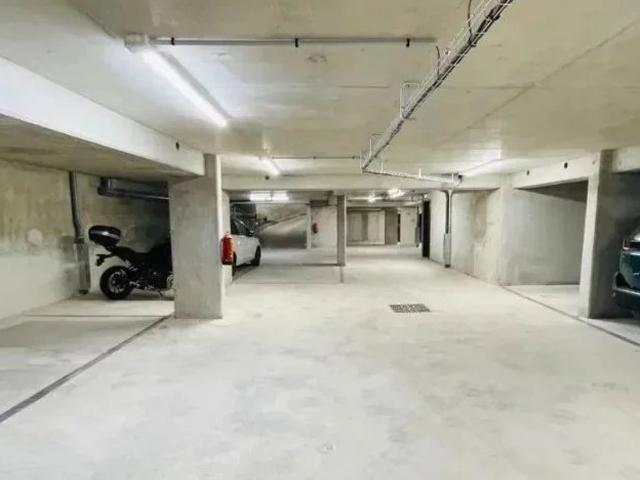 Garage location à Nogent-sur-Marne, Charenton-le-pont