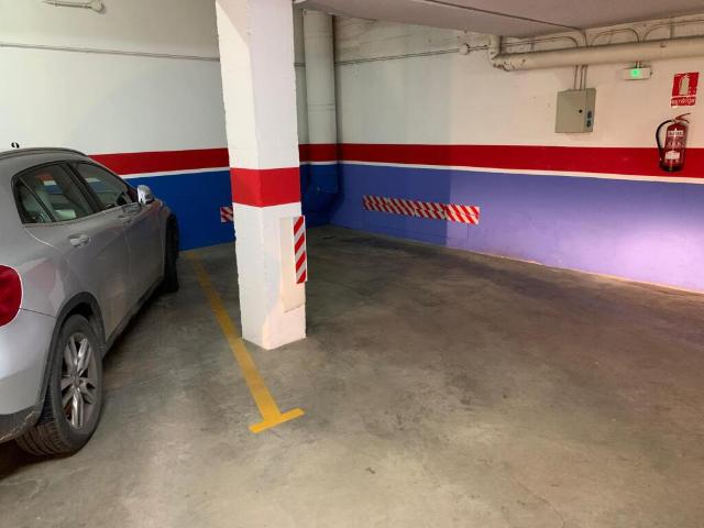 Garaje en venta en Almendralejo