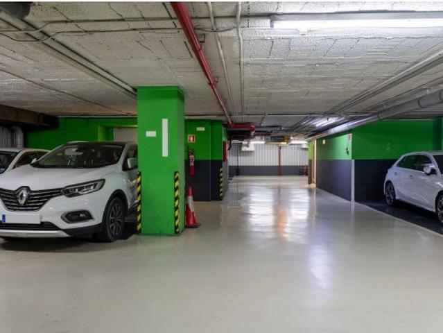 Local Comercial en alquiler en Eixample, Barcelonès