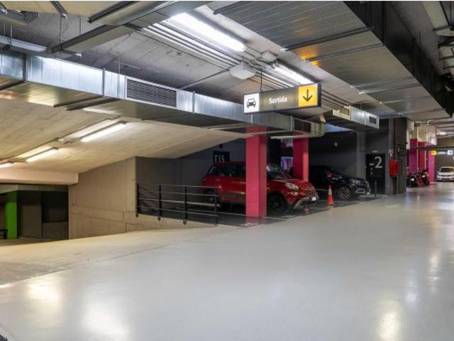 Local Comercial en alquiler en Gràcia, Barcelonès