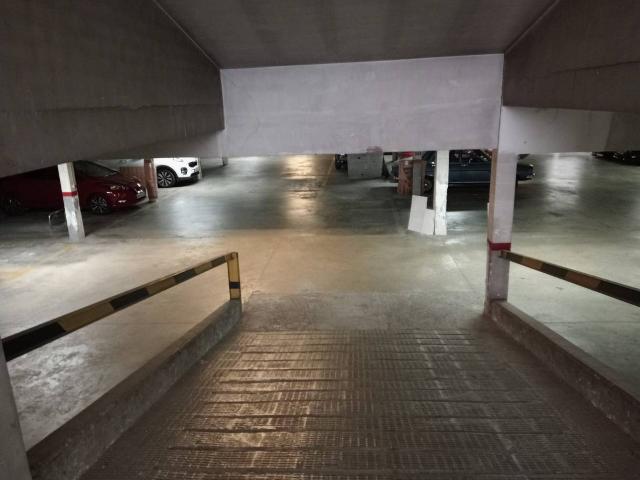Parking en venta en Sabadell, Espronceda