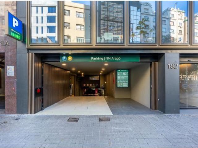 Local Comercial en alquiler en Eixample, Barcelonès