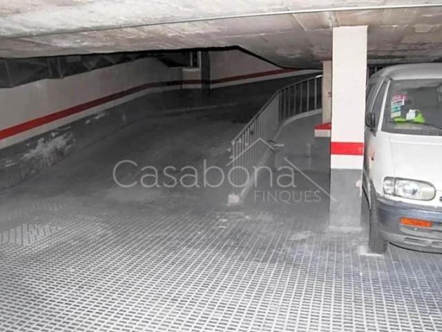 Parking en alquiler en Barcelona, el Raval