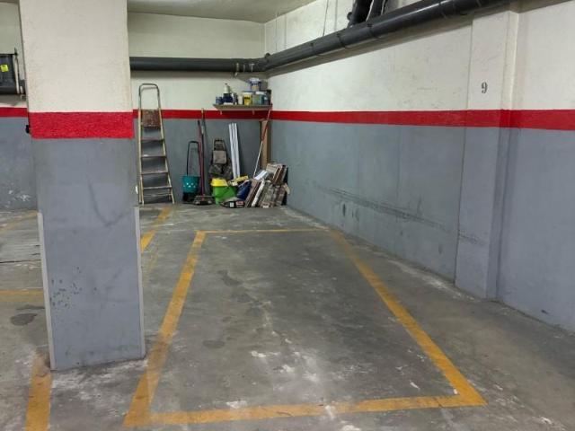 Parking en alquiler en Barcelona, Navas