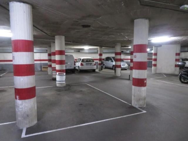 Parking en alquiler en Barcelona, el Parc i la Llacuna del Poblenou