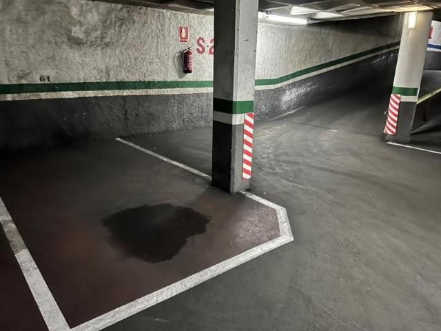 Parking en alquiler en Barcelona, les Corts