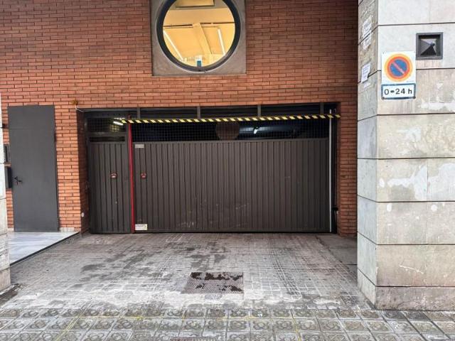 Garaje en alquiler en les Corts, Barcelonès