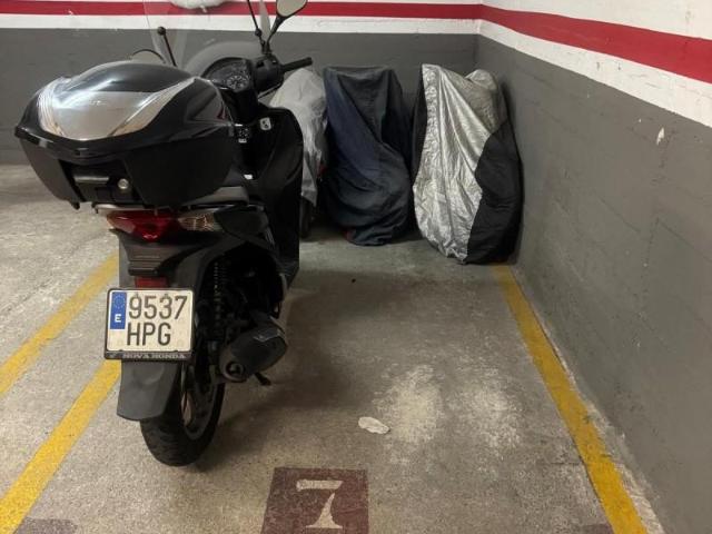 Garaje en alquiler en Eixample, Barcelonès