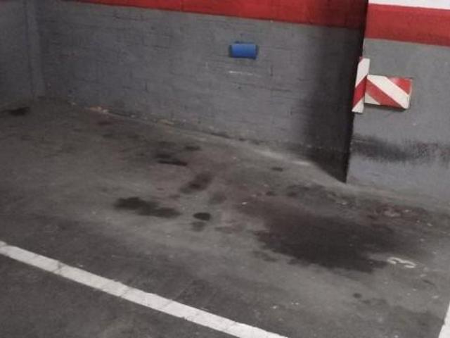 Garaje en alquiler en Sants-Montjuïc, Barcelonès