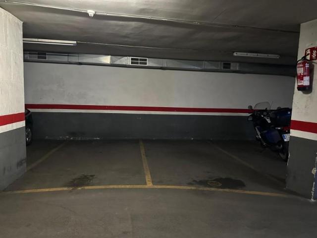 Garaje en alquiler en Barcelona, Sarrià