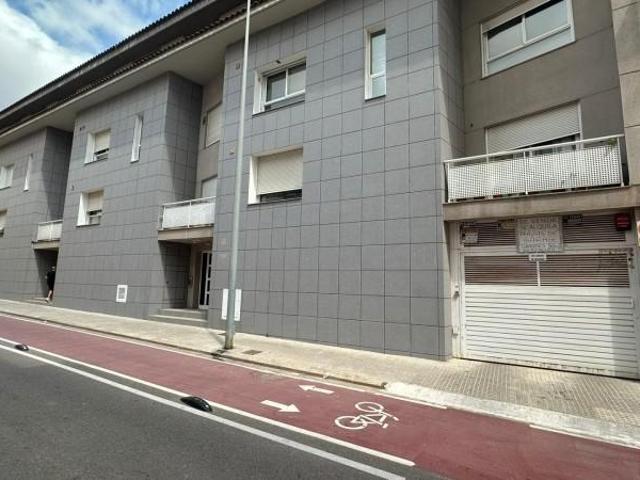 Garaje en alquiler en Castellón De La Plana, Grup Santiago