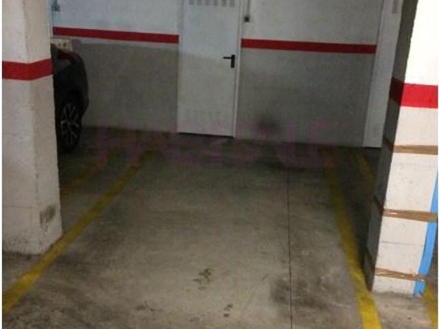 Garaje en alquiler en Catarroja