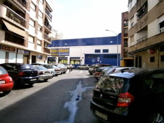 Garaje en alquiler en Distrito Poniente Sur, Córdoba