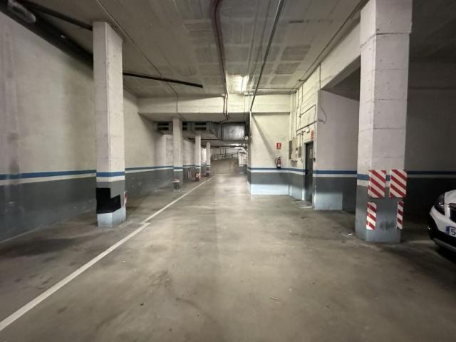 Parking en alquiler en Cornellà De Llobregat