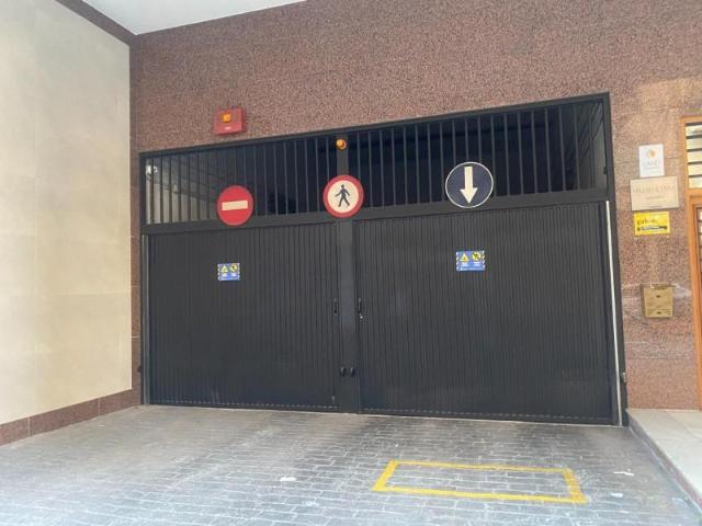 Parking en alquiler en Elche, el Raval de Santa Teresa