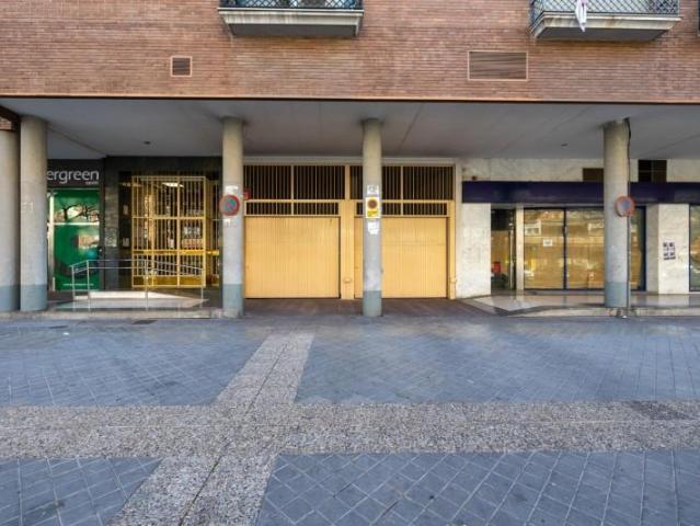 Garaje en alquiler en Granada, Castaño - Mirasierra Garaje en alquiler en Granada, Castaño - Mirasierra