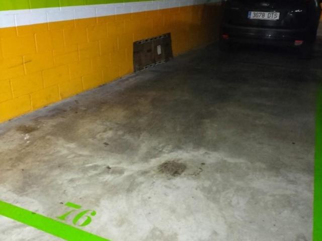 Parking en alquiler en L'hospitalet De Llobregat, Santa Eulàlia