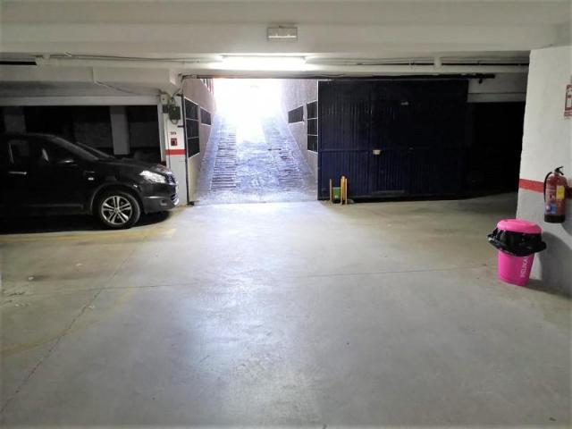 Parking en alquiler en Linares