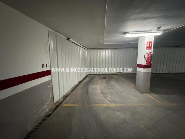 Garaje en alquiler en Zona 2 (Centro y San Francisco), Lucena