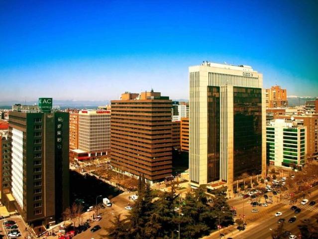 Garaje en alquiler en Tetuán, Medina-sidonia