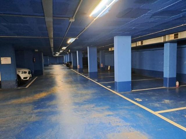 Parking en alquiler en Sabadell, Centre