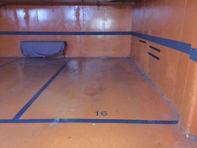 Parking en alquiler en Sabadell, Centre