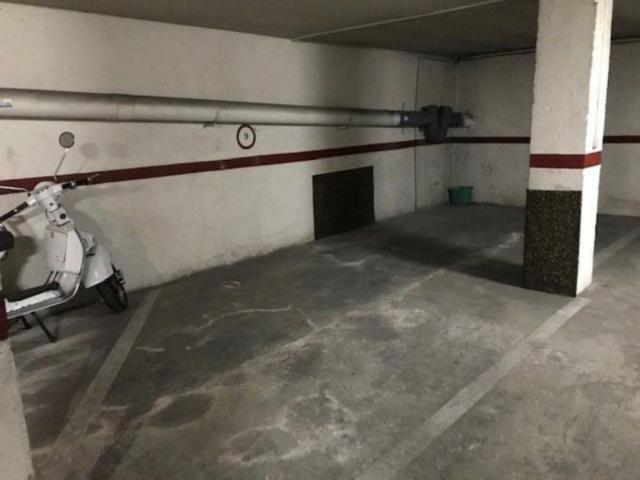 Parking en alquiler en Sabadell, Centre