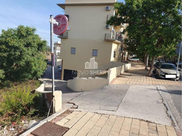 Garaje en alquiler en Algeciras, Cádiz