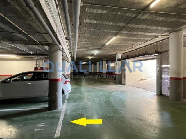 Parking en alquiler en Sant Joan Despí, Pla del Vent - Torreblanca