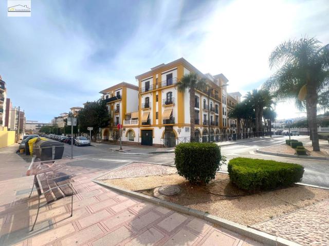 Garaje en venta en Rincón De La Victoria
