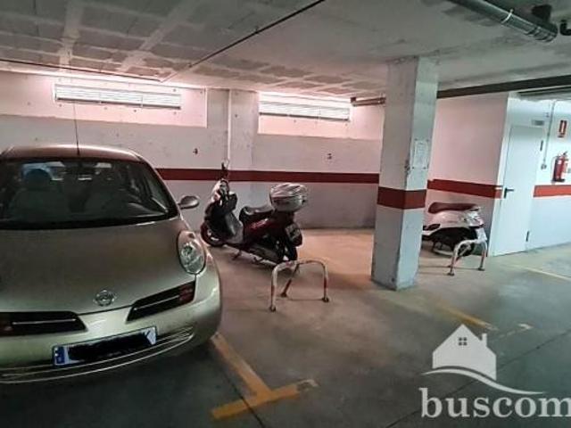 Garaje en venta en Armilla