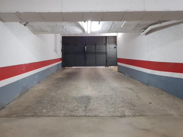 Garaje en venta en Olesa De Montserrat