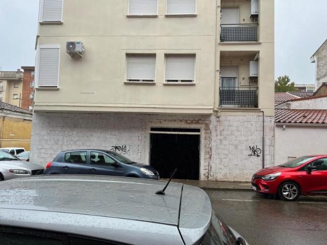 Garaje en venta en Coria, Extremadura