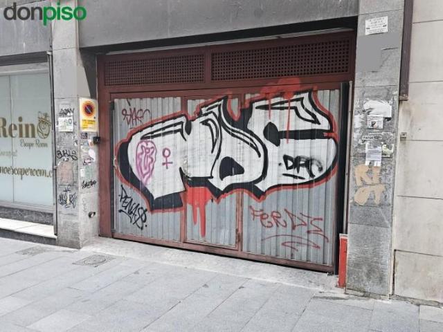 Garaje en venta en Granada, Centro - Sagrario
