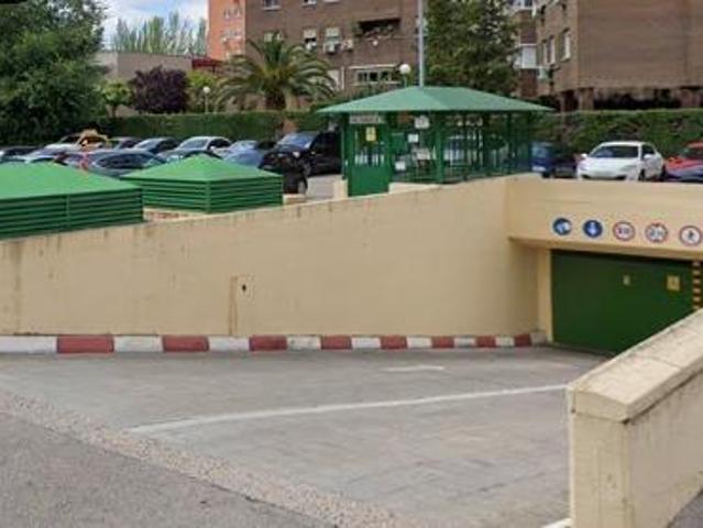 Garaje en venta en Leganés, Madrid