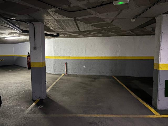Garaje en venta en Madrid, Berruguete