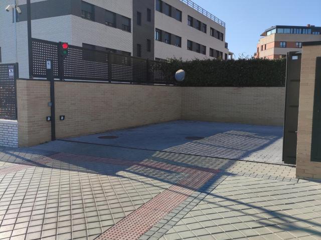 Garaje en venta en Arroyo Meaques, Pozuelo De Alarcón